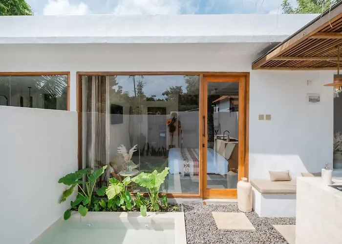 別荘 Canna - Stylish Private 1br Pool ウルワツ